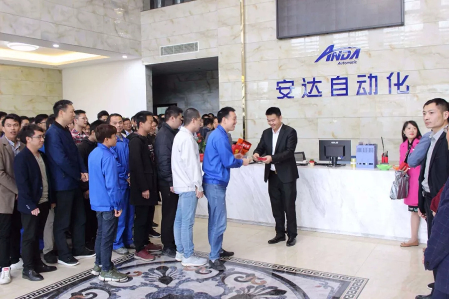 2019 | 尊龙凯时自动化恭祝您“猪”事顺利，开年大吉！