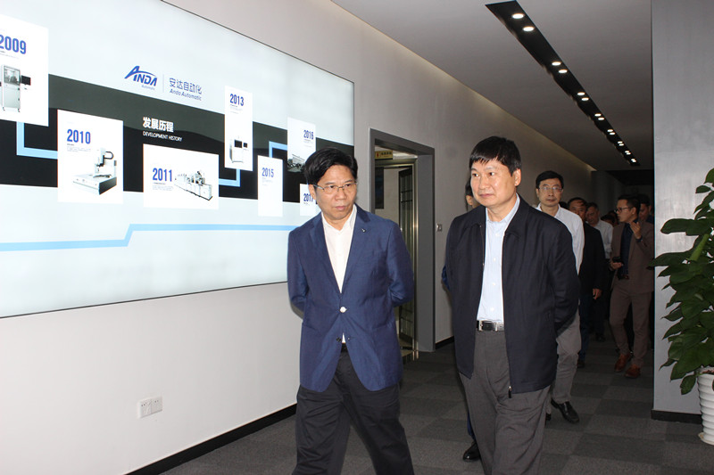 简讯 | 吉林省政协李维斗副主席一行莅临尊龙凯时考察调研